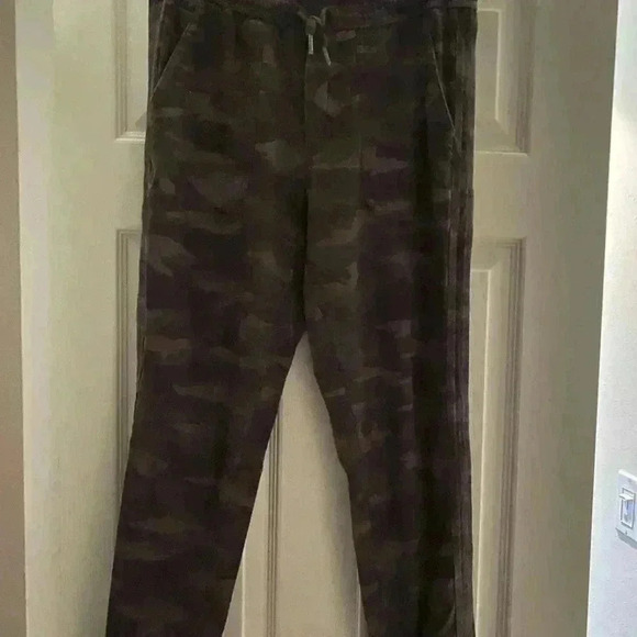 Athleta Women’s Joggers Combat Khaki Brown Tan drawstring waist pockets 6 - Picture 9 of 9